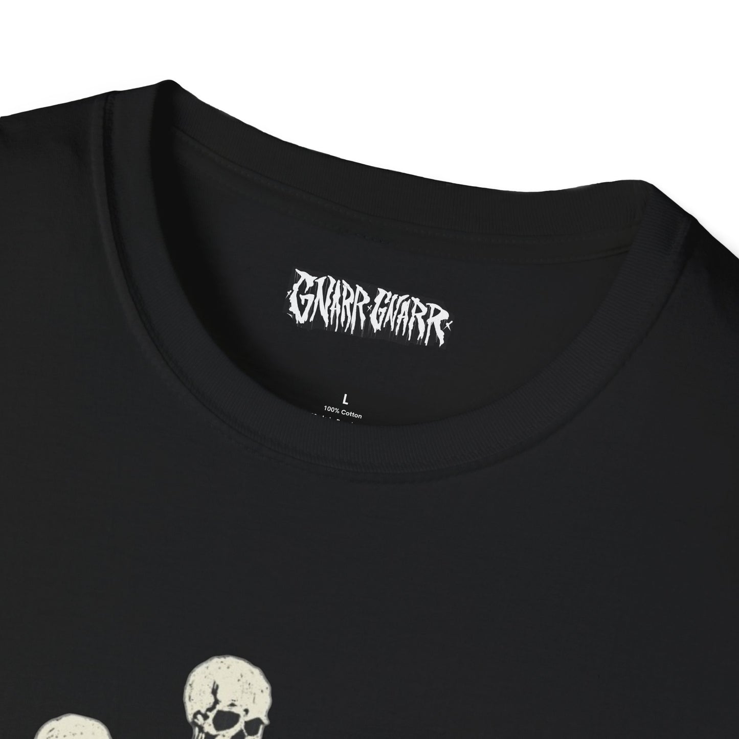 Matanme Porque Me Muero Unisex Softstyle T-Shirt, Halloween Party Tee, Fun Graphic Shirt, Gift for Music Lovers, Spooky Themed Apparel